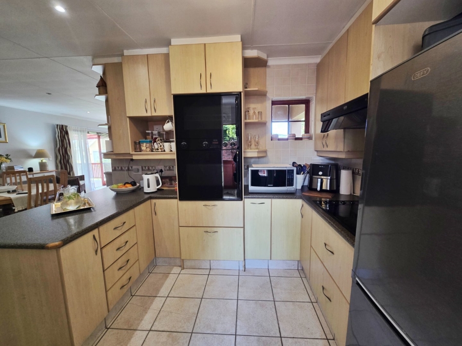 3 Bedroom Property for Sale in Sedgefield Island Village Western Cape